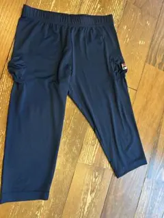 FILA ネイビー　五分丈スパッツ