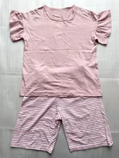 ユニクロ フリル袖 ピンクパジャマセット 140cm 女の子