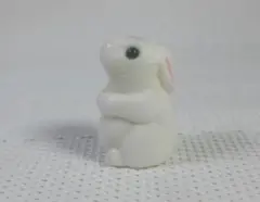 かわいい兎　「白うさぎ」　　　　根付・ストラップ・提げ物