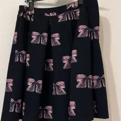 かわいいリボン柄　スカート