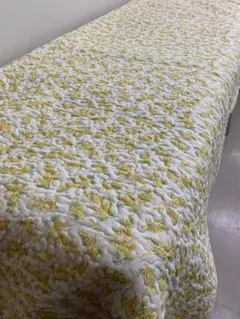 ミモザ柄　キルトマルチカバー　200×250cm
