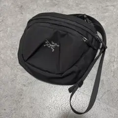 Arc'teryx ブラック マンティス2 マカ2 ショルダーバッグ