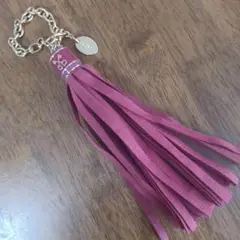 SAZABY タッセルチャーム　合成皮革　えんじ色