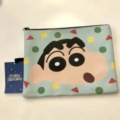 【新品未使用】クレヨンしんちゃん フラットポーチ　野原しんのすけ　シロ