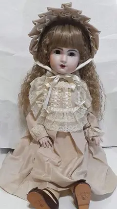 Item thumbnail for item 2121b336-9074-427d-bca8-b3d04e3360a2