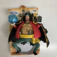 【★最終価格★】★ ワンピース　スーパーエフェクトフィギュアキーホルダー　黒ひげ