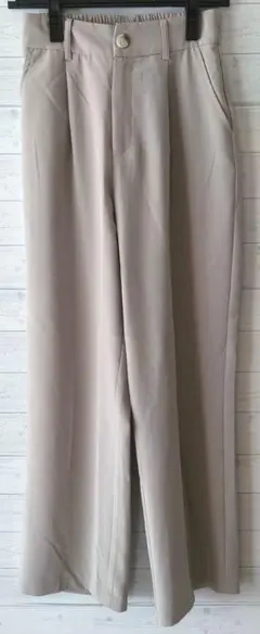 ディオスフロント ベージュ スラックス ボタン付き S タグ付き