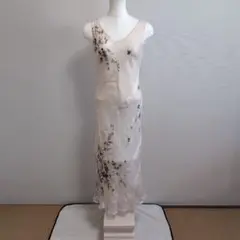 ストロベリーフィールズ　ロングワンピース　ボレロ　花柄
