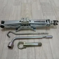☆美品です!ホンダ純正パンタグラフジャッキ車載工具1100kg