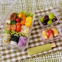ミニチュアフード フルーツもたっぷり 盛り沢山弁当