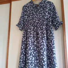 キューティブロンド ワンピ Ｌ 紺ワールド 花柄　総柄