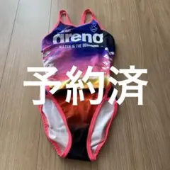 arena 水着