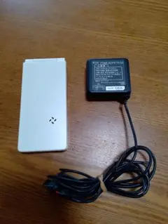 NTTdocomo N-03A 本体完動品+オマケ専用充電器(ACアダプタ02)