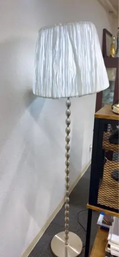 ホワイト フロアスタンド ランプ