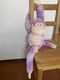 ぶら下がり　さるのぬいぐるみ　紫　パープル　ふわふわ　可愛い　人形