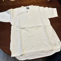 BERKLEY ホワイト ヘンリーネック Tシャツ