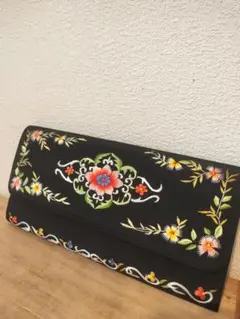 シルク手刺繍★しっとりした手触り　チャイナレトロクラッチ