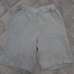 【最終値下げ 中古品】UNIQLO グレー ハーフパンツ サイズ140