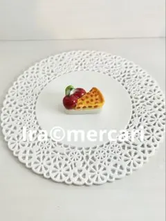 さくらんぼタルト　フルーツ　フェーブ　フランス製　フェーヴ　置物　ミニチュア陶器