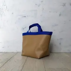 フェイクレザートートバッグ　ハンドメイド　キャメル×ブルー