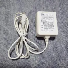 au KDDI 共通ACアダプタ05 ① 0501PWA Micro-B