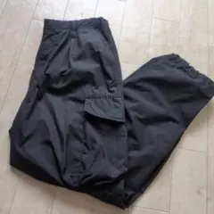 ユニクロ ワイドフィットパラシュートカーゴパンツ