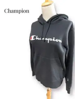 【大人気◎】Champion フロントロゴプリントパーカー 黒 S 長袖