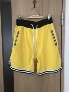 バスケットボール　ハーフパンツ Mサイズ