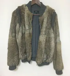 A.P.C. ダークブラウン フード付きファーコート XS A.P.C. ダークブラウン フード付きファーコート XS