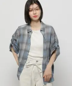 最終値下げ‼️✨美品✨niko and…リネン混　チェックシャツ