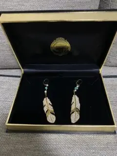 Sretsis * ストレシス * フェザーピアス 美品