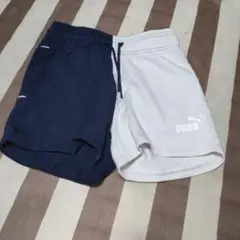 Puma ハーフパンツ ネイビーとホワイト
