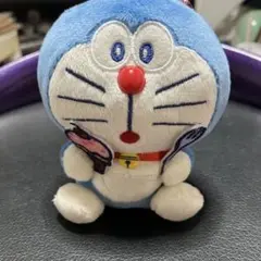 ドラえもん ぬいぐるみマスコット ストラップ付き