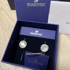 Swarovski ピアス