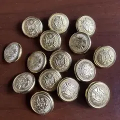 ボタン（金色）