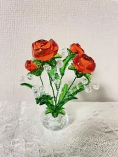 クリスタル　赤いバラの花瓶　室内飾り