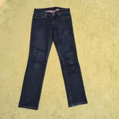 【美品】UNIQLO　ジーパン