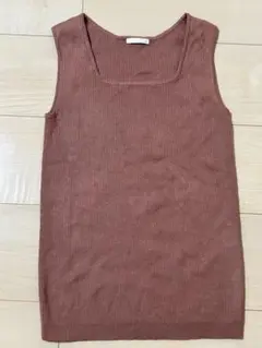 GU ノースリーブ　S Tシャツ　夏