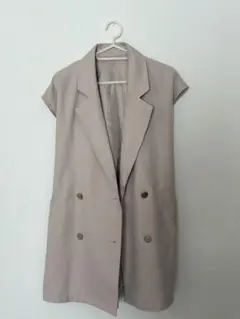 春夏大活躍！！ GRLノースリーブダブルブレストコート ベージュ