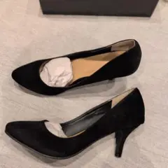 再値下げ【新品】黒 ポインテッドトゥパンプス 中ヒール　40（25㌢）