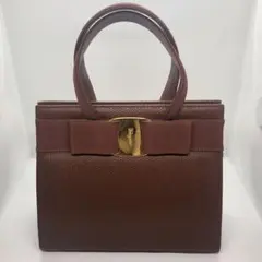Ferragamo フェラガモ ヴァラ リボン キャビアスキンハンドバッグ