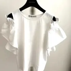 ROSE BUD フリル袖 ホワイトTシャツ