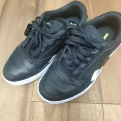 Reebok ブラック/ホワイト スニーカー