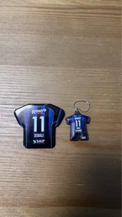 ガンバ大阪 ジェバリ選手ユニ型缶バッジセット