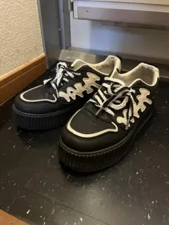 波形デザイン 厚底スニーカー