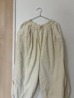 ベージュ ワイドパンツ ゴムウエスト