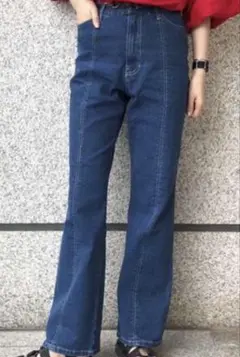 Kastane フロントステッチフレアデニムパンツ