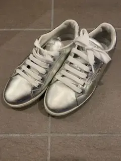 PRADA スニーカー シルバー