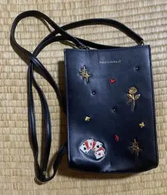 ツイステ　ハーツラビュル　スマホポシェット