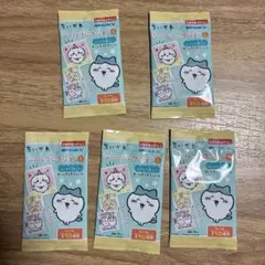 大特価‼️可愛いちいかわのシール25枚
